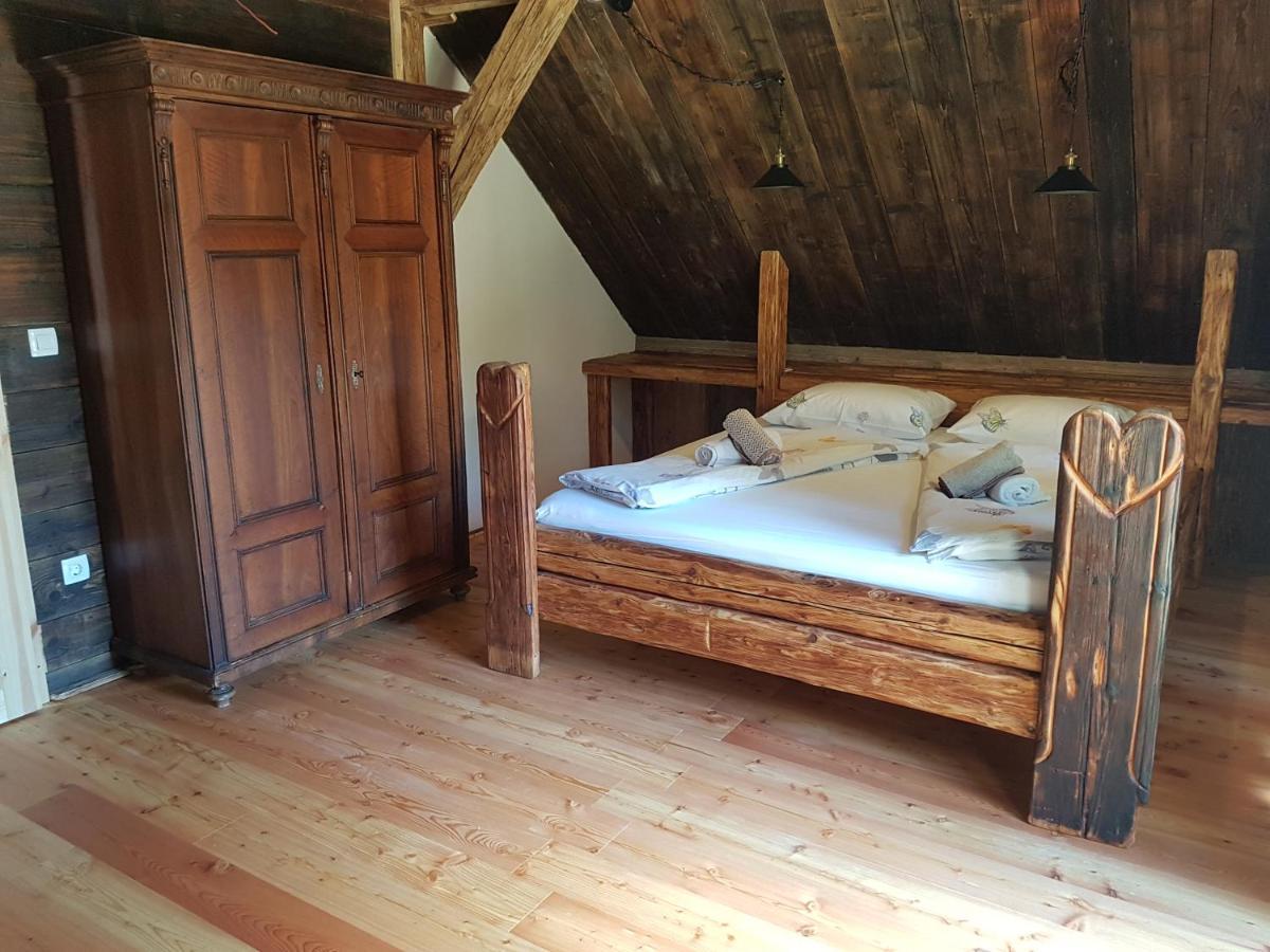 Sveti Duh na Ostrem Vrhu Chalets Toplak מראה חיצוני תמונה
