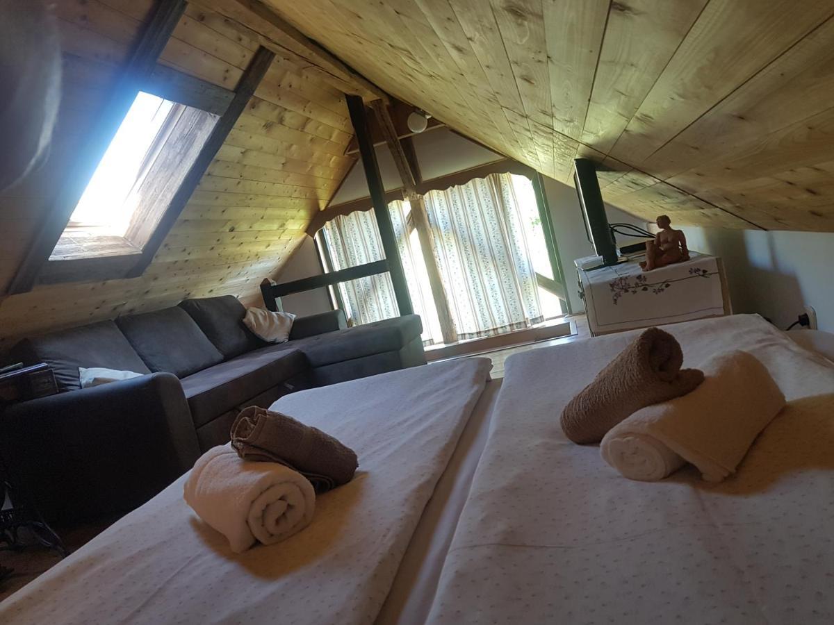 Sveti Duh na Ostrem Vrhu Chalets Toplak מראה חיצוני תמונה