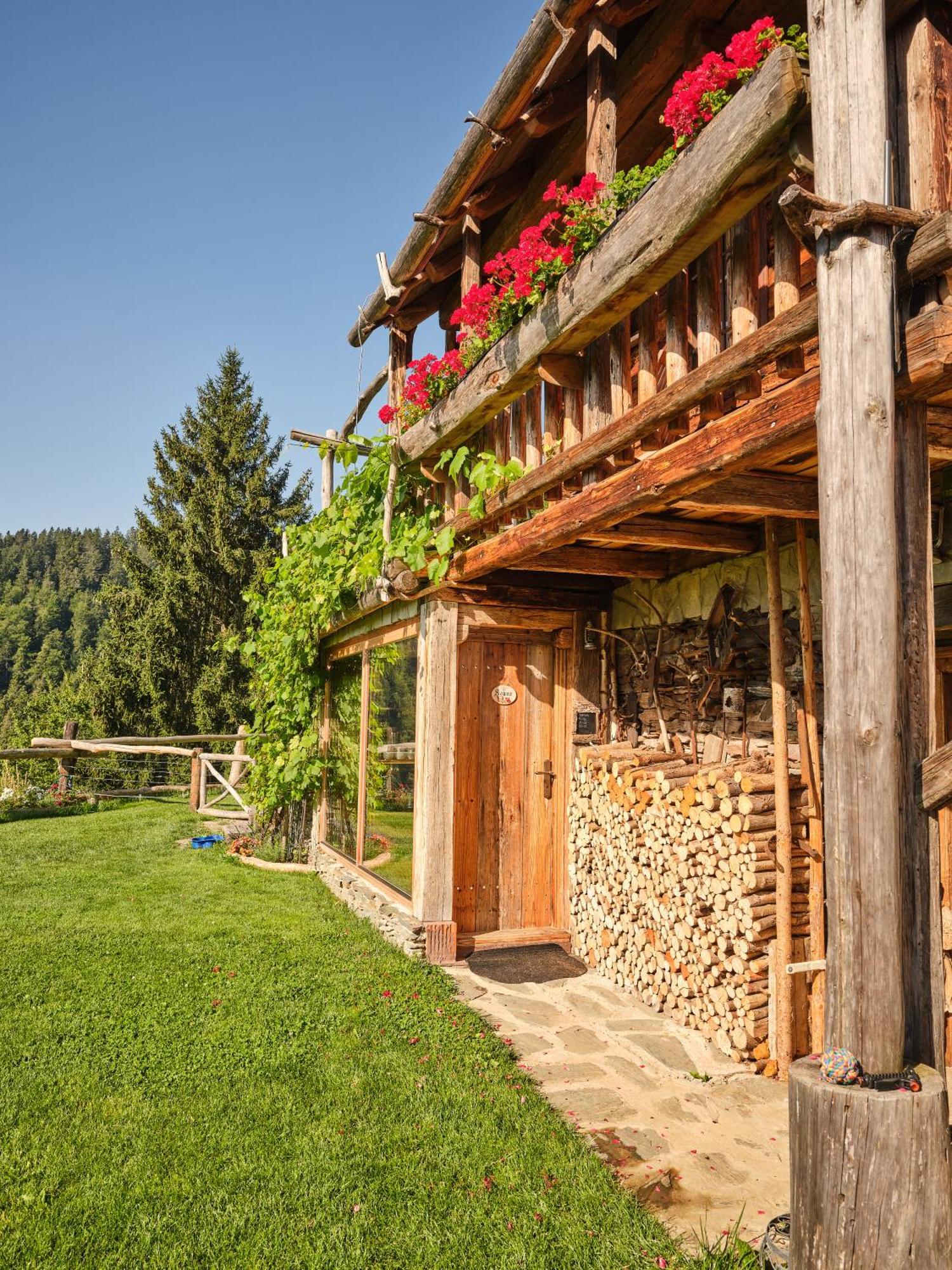Sveti Duh na Ostrem Vrhu Chalets Toplak מראה חיצוני תמונה