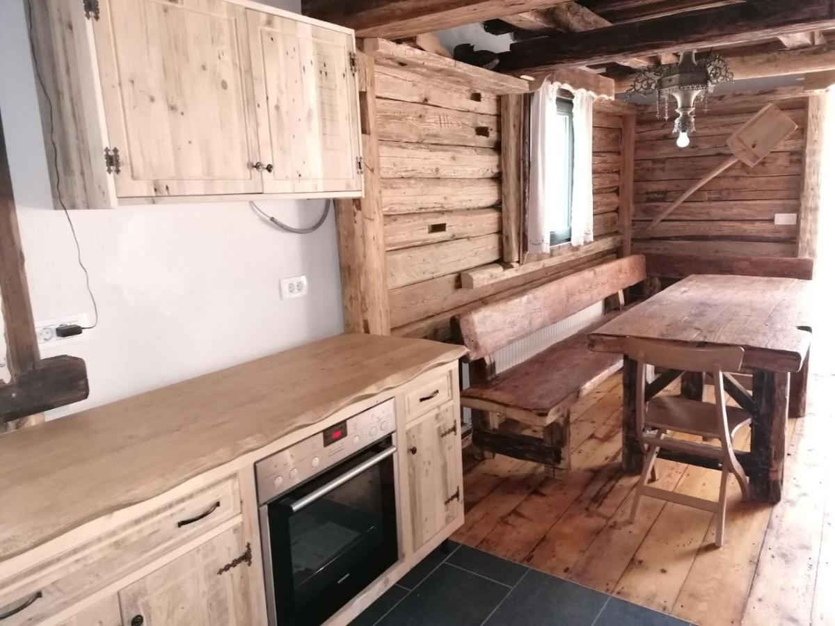 Sveti Duh na Ostrem Vrhu Chalets Toplak מראה חיצוני תמונה